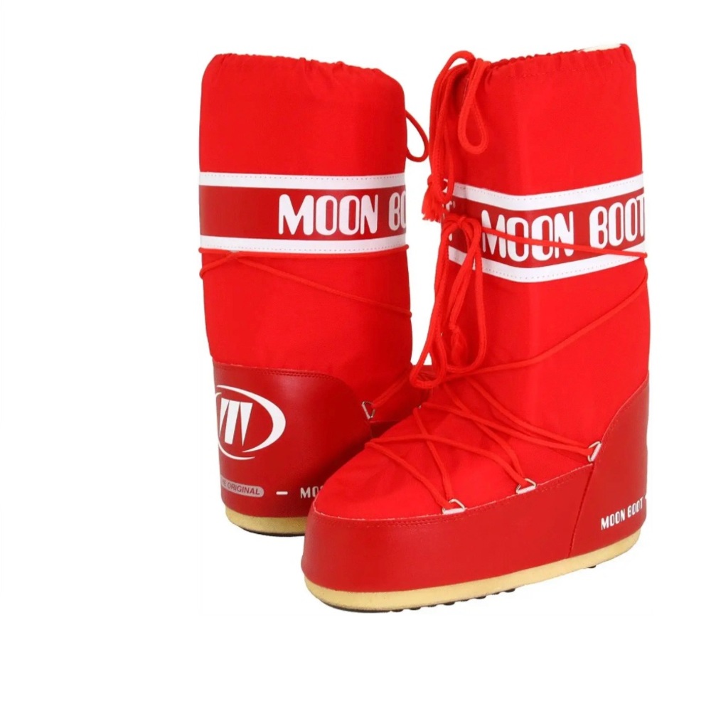 BRAND NEW RARE MOON BOOTS